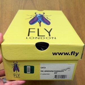 NIB Size 37 eu.  Fly London Ceci Shoes in Dk Brown & Forrest